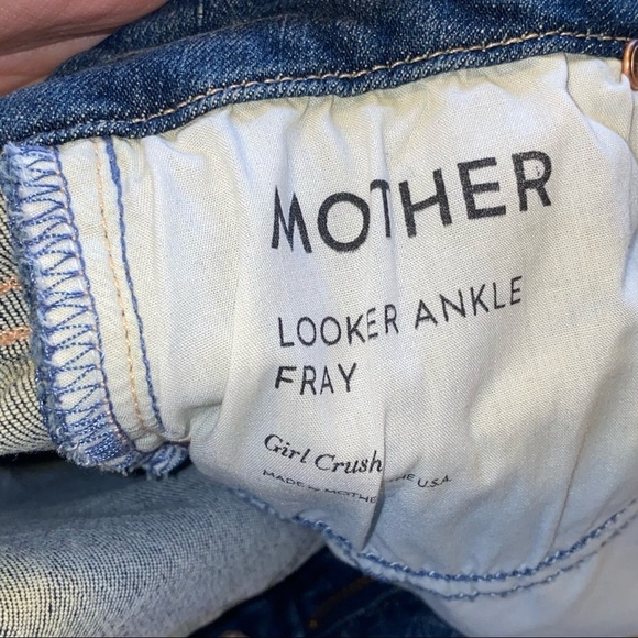 MOTHER Looker Ankle Fray Girl Crush Wash Jeans - Picture 10 of 15